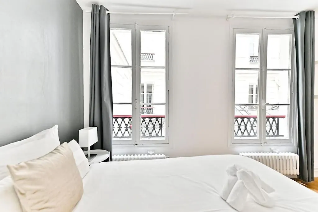 Grand Appartement Central Paris 150M2 - II Apartment