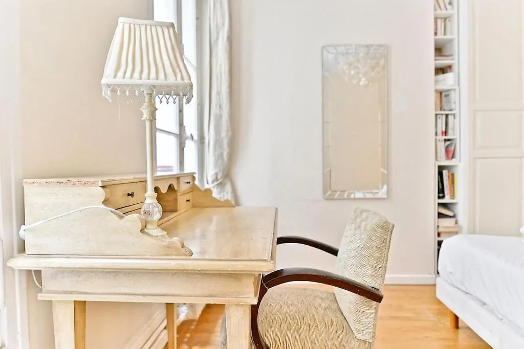 Grand Appartement Central Paris 150M2 - II Apartment