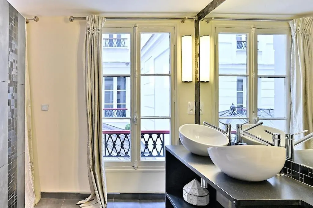 Apartment Grand Appartement Central Paris 150M2 - II